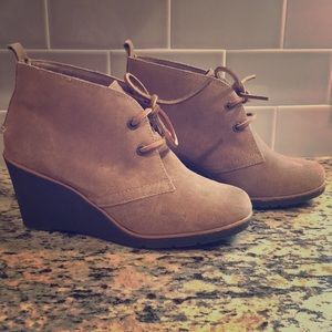 Sperry wedge booties